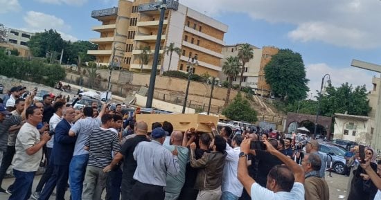 حكيم ينعى شقيقه الأكبر ويعلن استقبال العزاء الجمعة بمسجد المشير