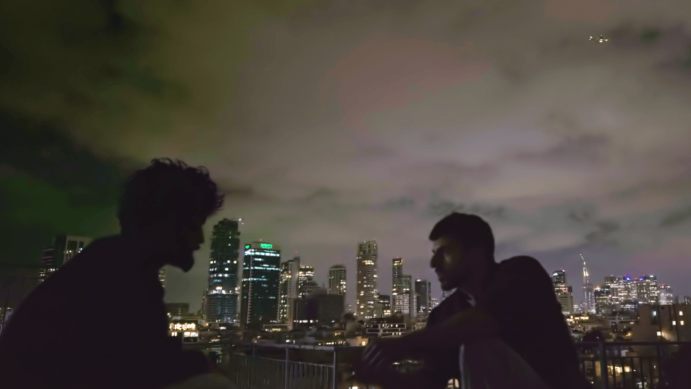 تتعاون شركة Neon مع صانعي الأفلام "NAZA" وGuardian وMK2 لتقديم الفيلم الوثائقي الحائز على جوائز إلى جمهور أوسع