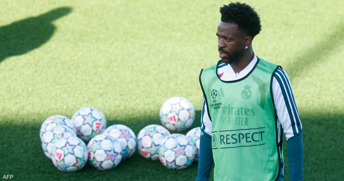 فينيسيوس فكر في مغادرة ريال مدريد.. ناد إنجليزي كان ينتظره