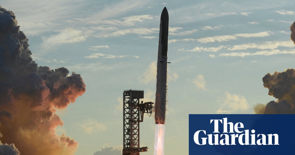 تستكشف Tesla وSpaceX الاندماج بينما يقدم Elon Musk الدعم