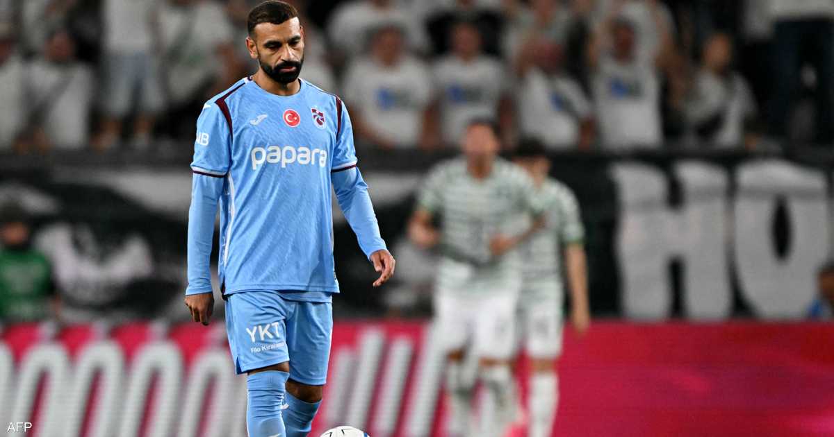 لاعب "هارتس" الأسكتلندي يوجّه طلبا خاصا إلى محمد صلاح