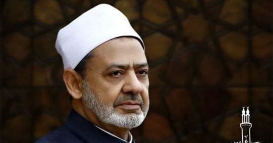 شيخ الأزهر يعزي ملك إسبانيا ورئيس وزرائها في ضحايا حادث القطار