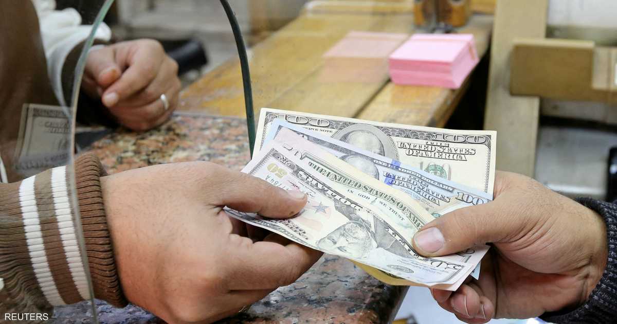 الجنيه المصري يسجل أدنى مستوى على الإطلاق مقابل الدولار