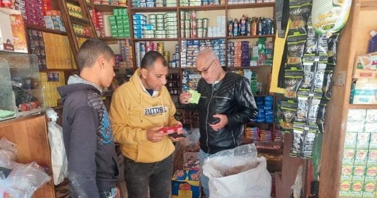 ضبط 21 ألف قطعة جيلى أطفال مجهولة المصدر داخل مصنع غير مرخص بالقناطر الخيرية