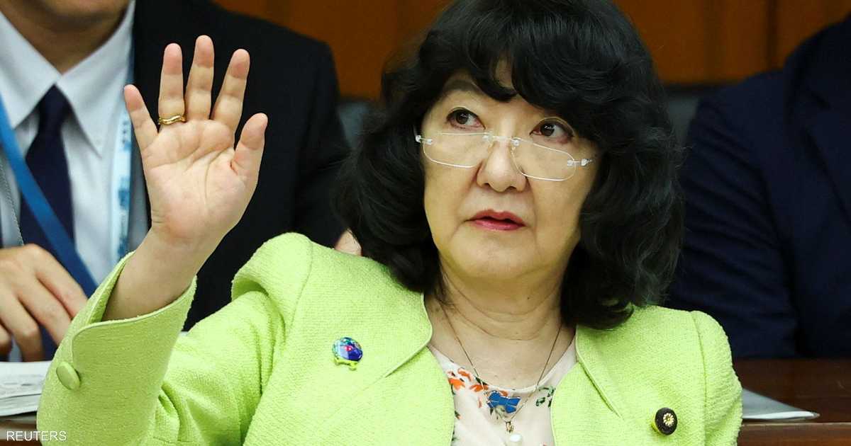 طوكيو تؤكد يقظتها تجاه سوق العملات وتلمح إلى تدخل جديد